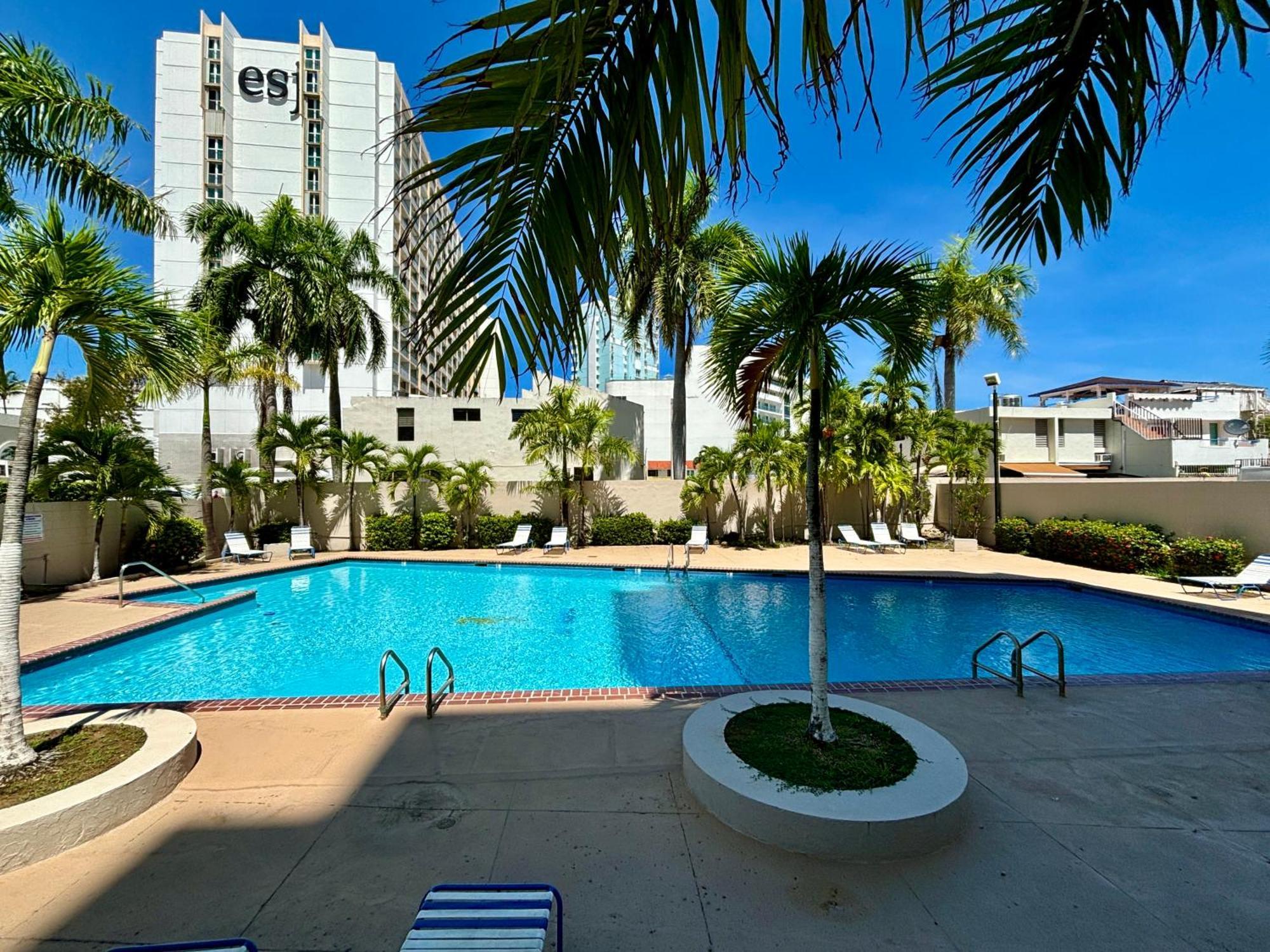 Isla Verde Modern Apartment With Pool San Juan Exterior foto