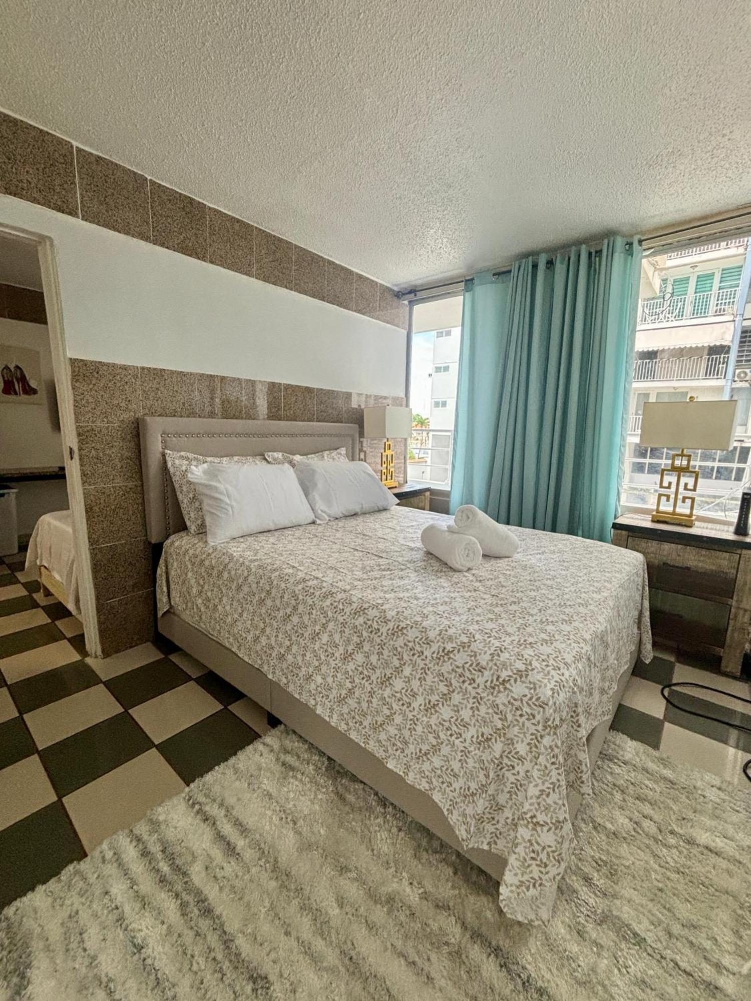 Isla Verde Modern Apartment With Pool San Juan Exterior foto